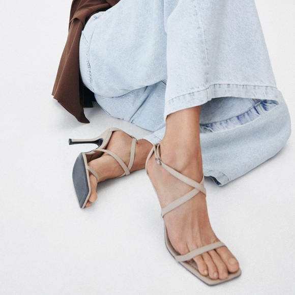 Mango cream vegan leather strappy heel sandals - size 6 NWOT - Picture 3 of 8